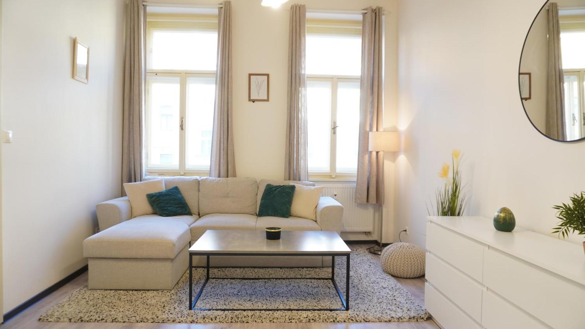 Flat With Balcony And Garage Apartament